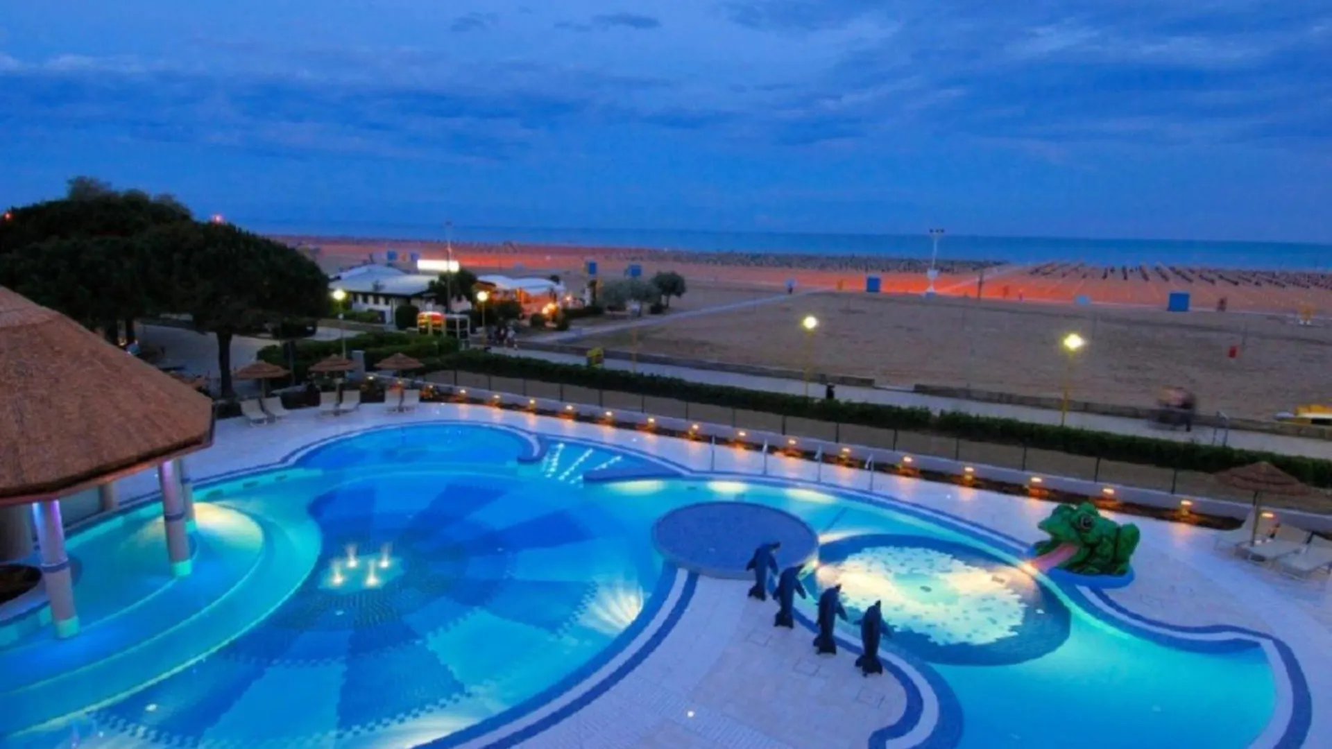 Beautiful Apartment Lighted By The Sun - Beahost Rentals Bibione 0*,  Italy
