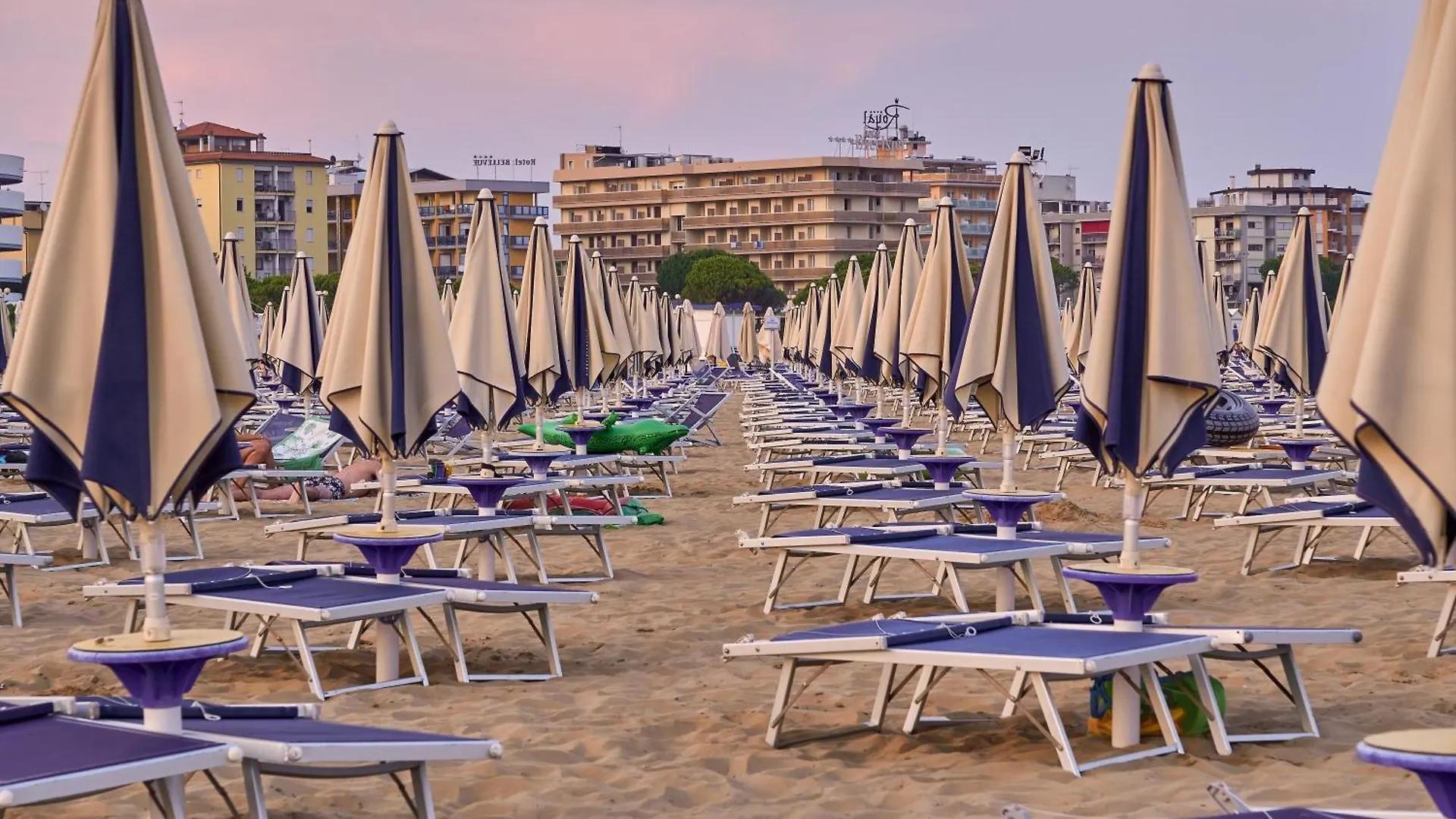 Beautiful Apartment Lighted By The Sun - Beahost Rentals Bibione 0*,
